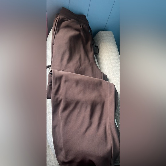 Cotton candy Neutral Taupe pants- Medium - Picture 5 of 5